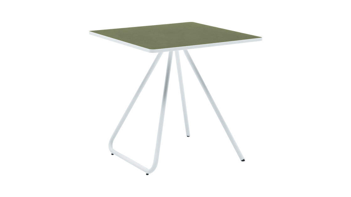 005 TABLE (W750-900)